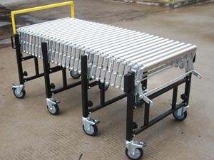 ExpandaFlex Gravity Roller Conveyor