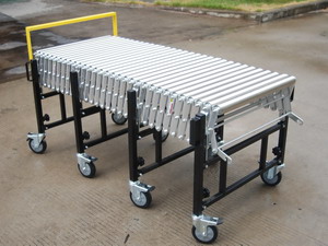 ExpandaFlex Gravity Roller Conveyor