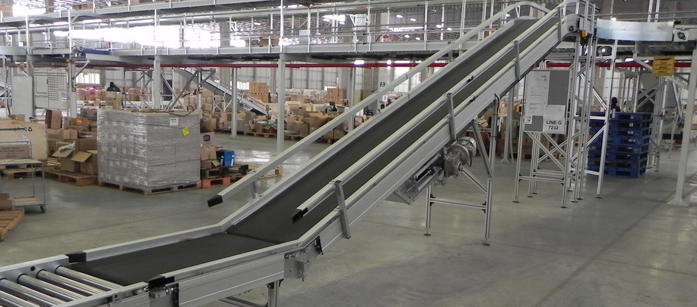 Incline Belt Conveyor