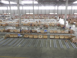 Distribution Centre Conveyors