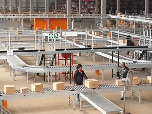 Distribution Centre Conveyors